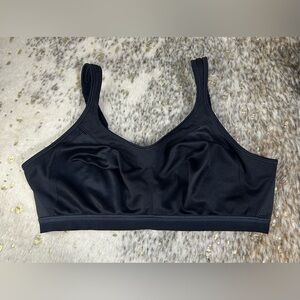 5 for $25🔥Playtex Black Wireless Padless Bra 42D
